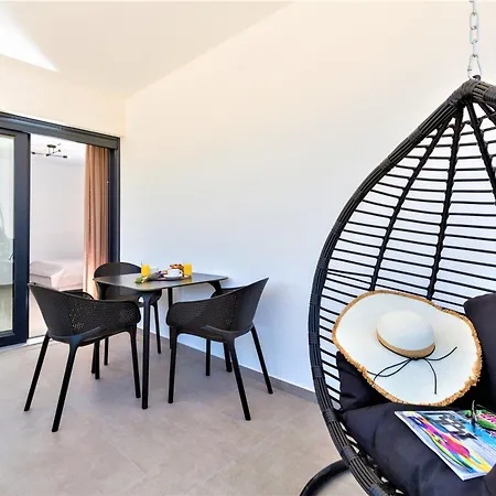 Valla Family Apartments And Rooms Funtana Exterior photo
