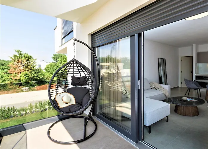 Valla Family Apartments And Rooms